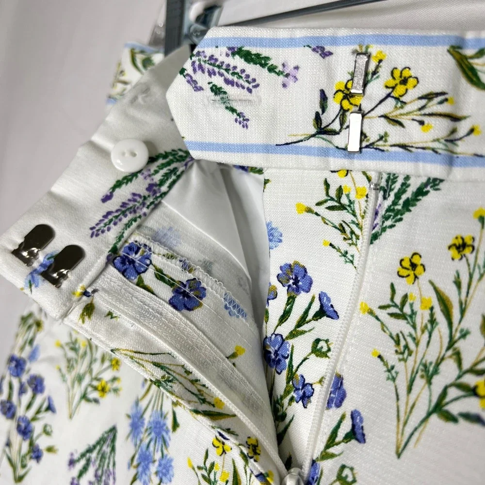 Floral Tailored Shorts Wildflowers White Seersucker Riviera‎ Preppy Nautical 0